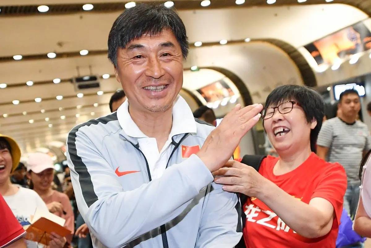 关于卓尔李铁意欲重振旗鼓，球队憧憬胜利的信息